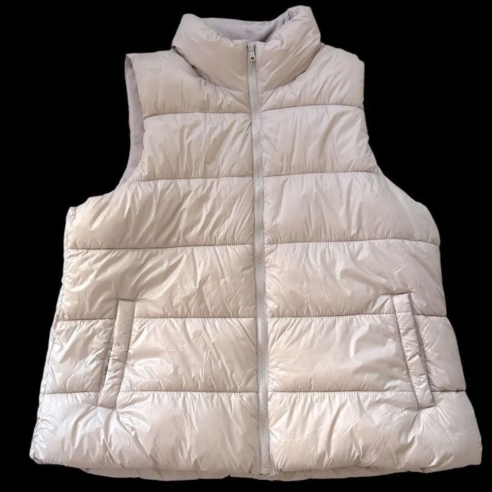 Old Navy Quilted Vest in Light Sorrell!